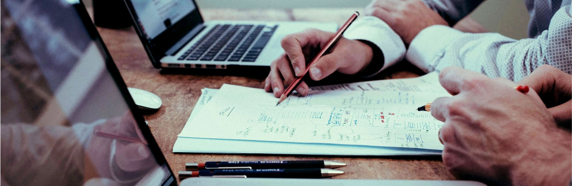 خدمات برج فولاذية